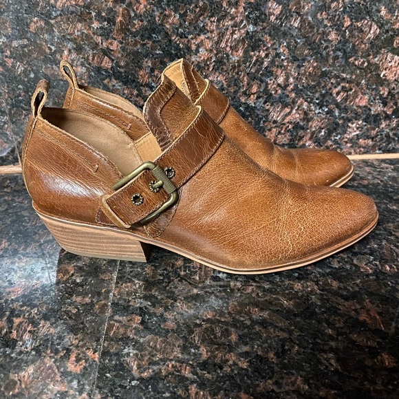 FRYE & CO. Rubie Moto Ankle Booties - Pointed Toe Brown Leather size 9 - Picture 2 of 10